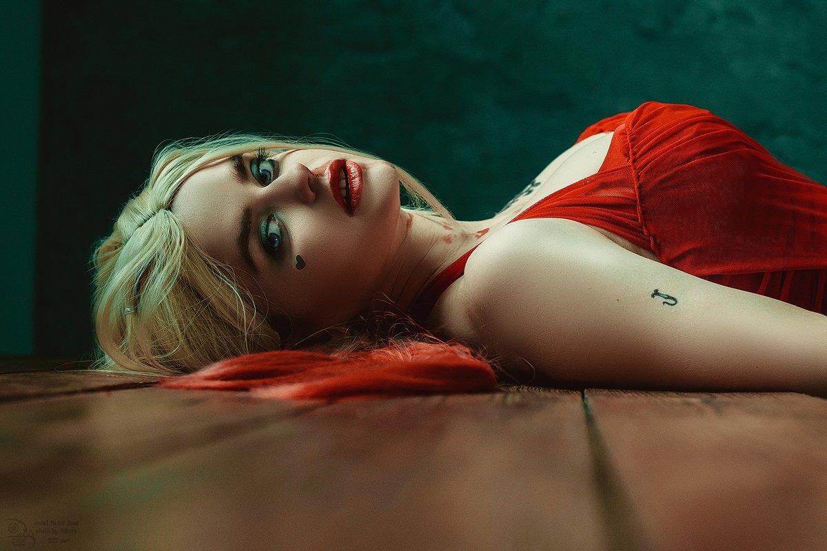 Inoecosplay's tweet photo. Hey! I'm ready to show you my new #HarleyQuinn #COSPLAY! I know that you love her as much as I do <3 
@HarleyQuinnDCEU @harleyquinnfil1 @dcharleyquinn @HarleyMovieNews @CosplayInfin https://t.co/I9j0WP0N5h