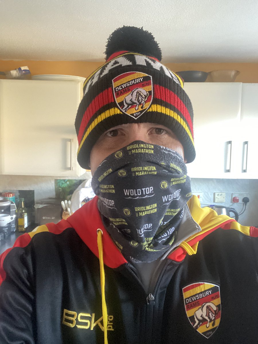 PhotographyTcf's tweet photo. Gotta say @OfficialEllgren these woolly hats are superb!! Certainly keep your noggin warm!! #dewsbury #rams #woolyhat #keepyouwarm https://t.co/aCX5rRAGit