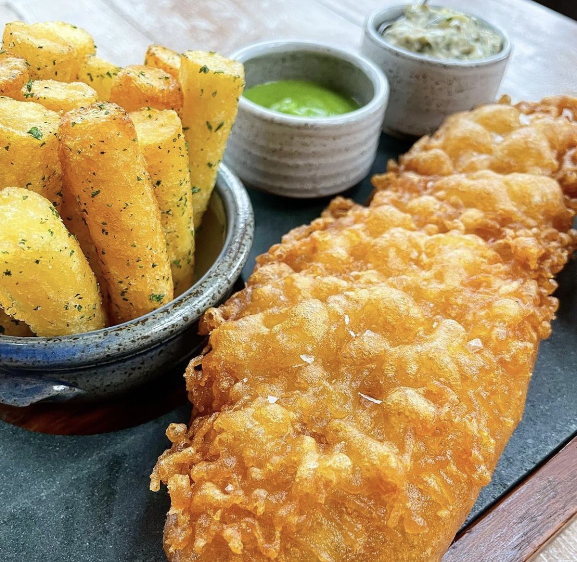 An absolute staple classic of The Hand &amp; Flowers that we serve every lunchtime. Deep Fried Turbot with Hand &amp; Flowers Chips, Pea Purée and Tartare Sauce. There are a few tables available tomorrow; call reservations on 01628 482277 for availability! #FishAndChips #Lunch