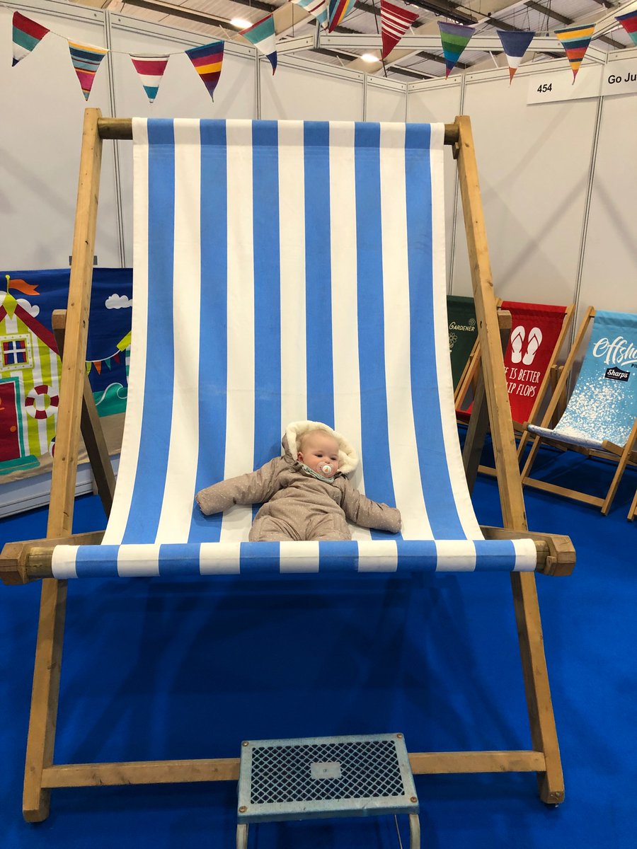 GraceFavourHome's tweet photo. #selfieseat @giving_living youngest participant perhaps?! 😜 https://t.co/sKAOdtfEiu