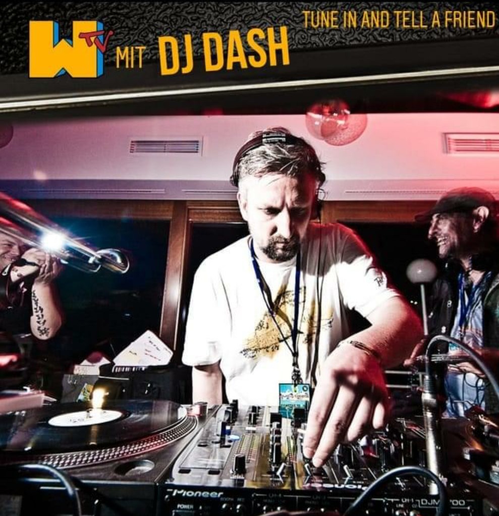 DjDashGermany's tweet photo. Diesen Freitag => Dash bei Der Wolf TV
https://t.co/3k7JOvhlvH
21-01-2022
#DerWolfTV
hosted by #DerWolf
*mit zwei circa jeweils einstündigen frischen #DrumandBass-Sets von @DjDashGermany inklusive Talk (vinyl only, genaue Playtimes werden noch bekannt gegeben)
#DjDash #TV https://t.co/VTjLMNsUPg