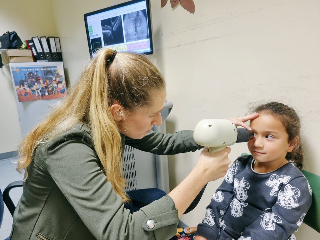 I am so proud to share that <a href="/KuhtHelen/">Helen Bauckham (Kuht)</a> passed her #PhD viva last week. Helen has been an outstanding student and a pleasure to work with. Equally excited to share she'll continue with the group as a Wellcome Trust post-doc fellow. Congrats to this brilliant scientist - Dr Kuht!