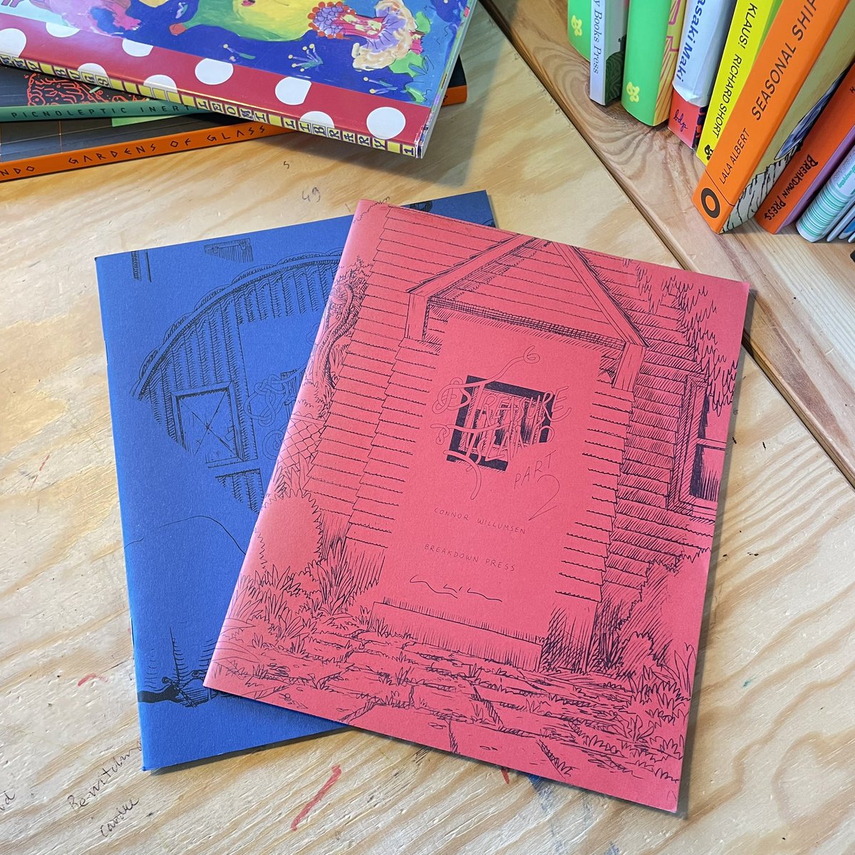 breakdownpress's tweet photo. Treasure Island part 2 & 3, by Connor Willumsen 💫
A dreamlike, pragmatic story about two scientists in a remote research facility struggling to stay sane in the jungle wilderness .. 👉 online shop 📚
#breakdownpress #connorwillumsen #contemporarycomics #indiecomics https://t.co/cOI7pCspPw
