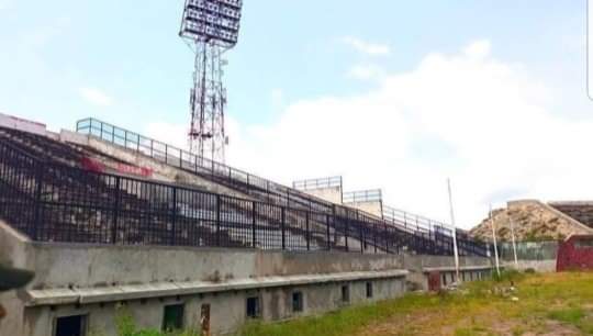 SaddickAdams's tweet image. This is the state of the stadium that hosted the famous 'Rumble in the Jungle' bout of Ali vs Foreman in 1974.

The DR Congo govt say renovation will stay soon