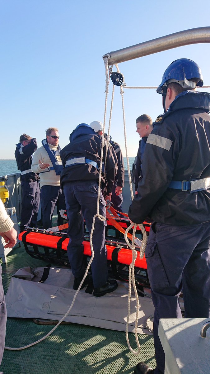 HmsSabre's tweet photo. Team Sabre is back on the water! Today we've had ideal conditions to conduct sea safety drills with our colleagues from @HMS_Collingwood. https://t.co/zMhAnL4fMb