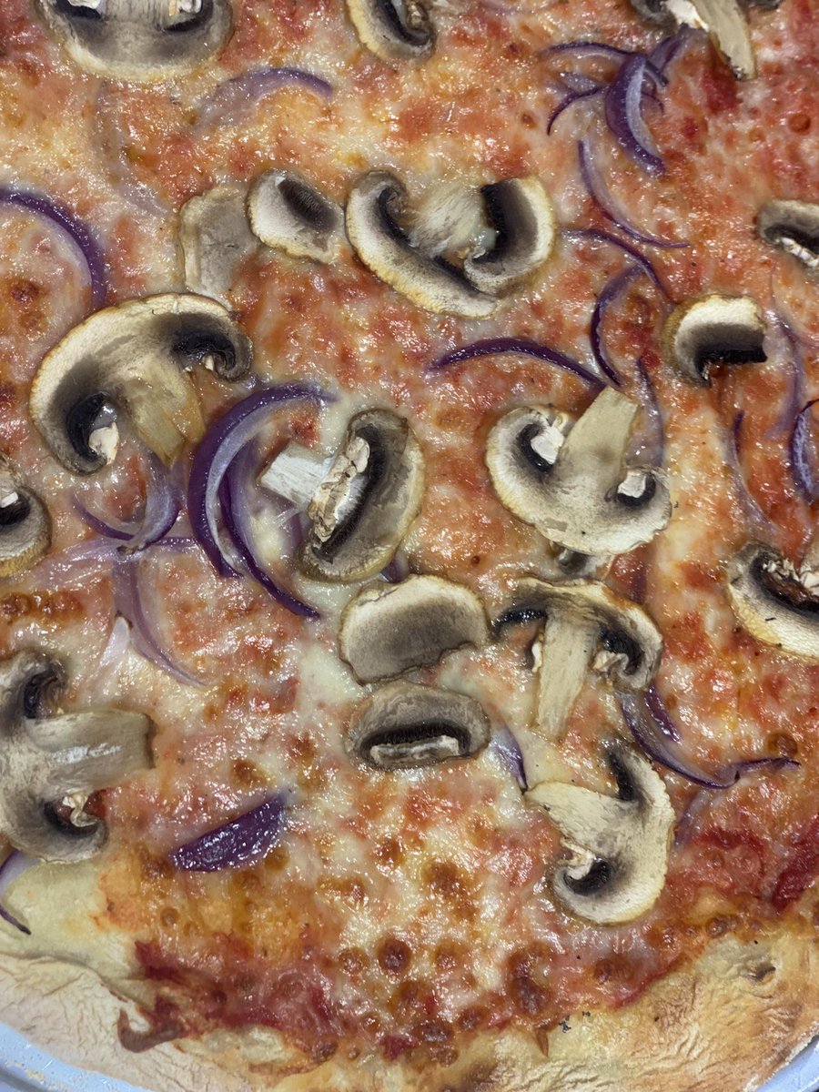 mcrdoughco's tweet photo. @TheMarketUoM @UoMNews @UOMBenefits @alumniUoM @uomtyrants @ILoveMCR we’re back #hotmeltedcheeseeverywhere #margherita #pepperoni #hawaiian #friedchickenpizza #halaloptions #veggieoptions #mcrdoughco https://t.co/iUOW33YVV8