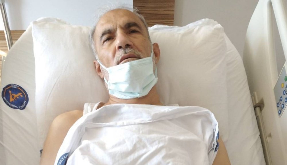 Yarın mahkemesi var.
Hasta tutuklular tahliye edilmeli.
Refik Yeşil sağlık durumu cezaevinde kalamayacak durumda. 

 <a href="/abdulhamitgul/">Abdulhamit Gül</a>

 RefikYeşile AcilTahliye