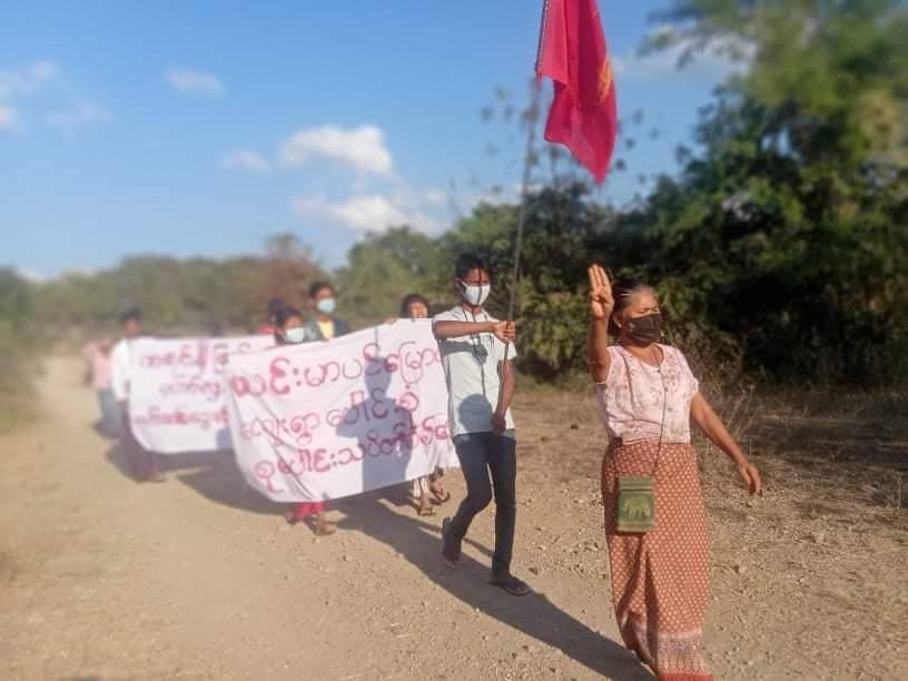 Protest against military dictatorship by Coalition Villages Strike from northern part of Yinmarpin despite junta’s oppressions
#SanctionMOGE #WhatsHappeningInMyanmar #2022Jan17Coup