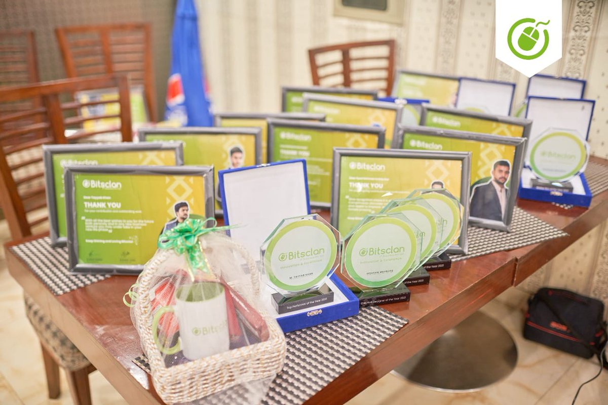 BitsClan's tweet photo. We held our Annual Dinner and Award Dirtributions Ceremony. We also thanks to our beloved guest Mr. Waqas Ahmad who is served his life for the disable people. We are honoured to meet with this legend.

#teamwork #bistclanitsolutions #annualdinner #annualawards #innovation https://t.co/az3UTvtZI9