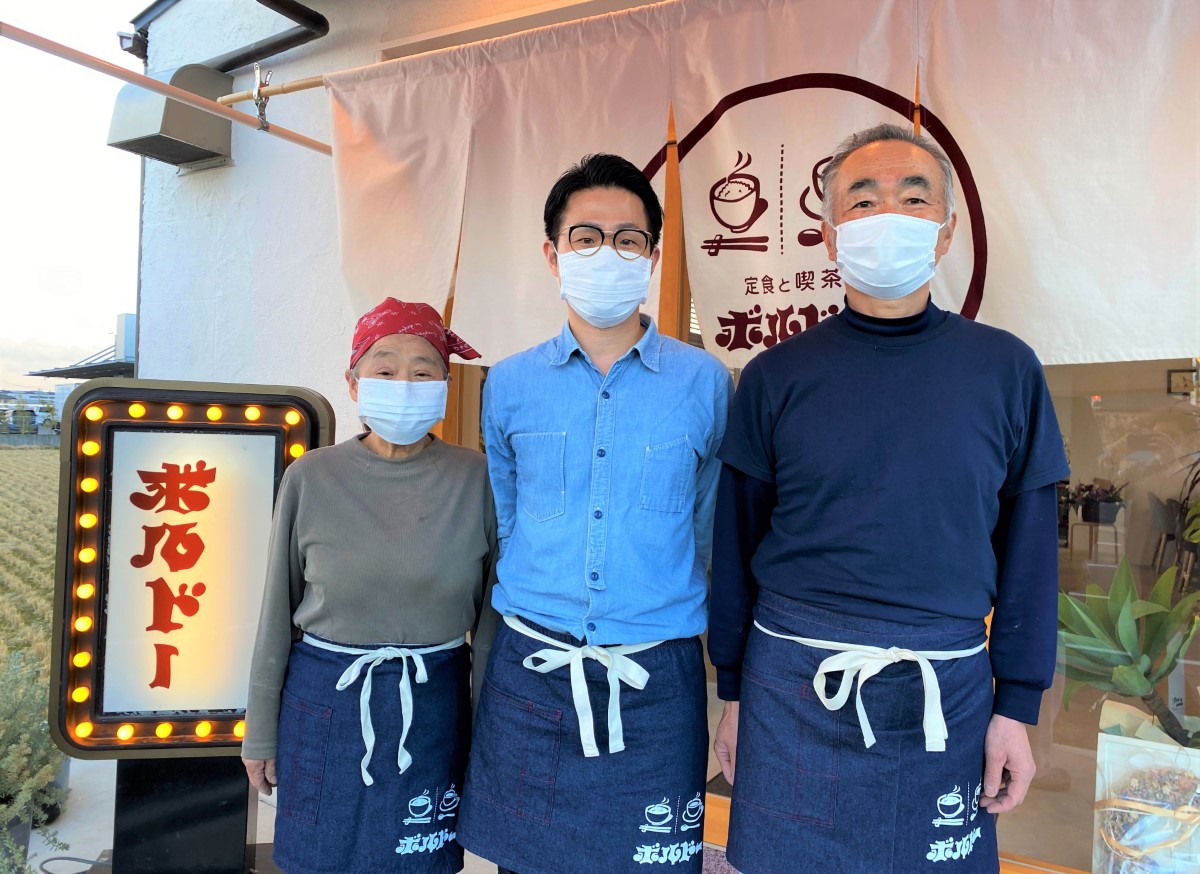 hamamatsukeizai's tweet photo. 定食と喫茶の店「ボルドー」（東区恒武町）が、創業48年の味はそのままに1月11日、移転リニューアル。

「特大アジフライ定食」や「ハンバーグ定食」などの定食から、「ボルドープリン」などのスイーツも提供。

詳しくは、以下から
https://t.co/2UtulLvAct

#浜松 #ボルドー #浜松オープン https://t.co/MOGdQ59VwS