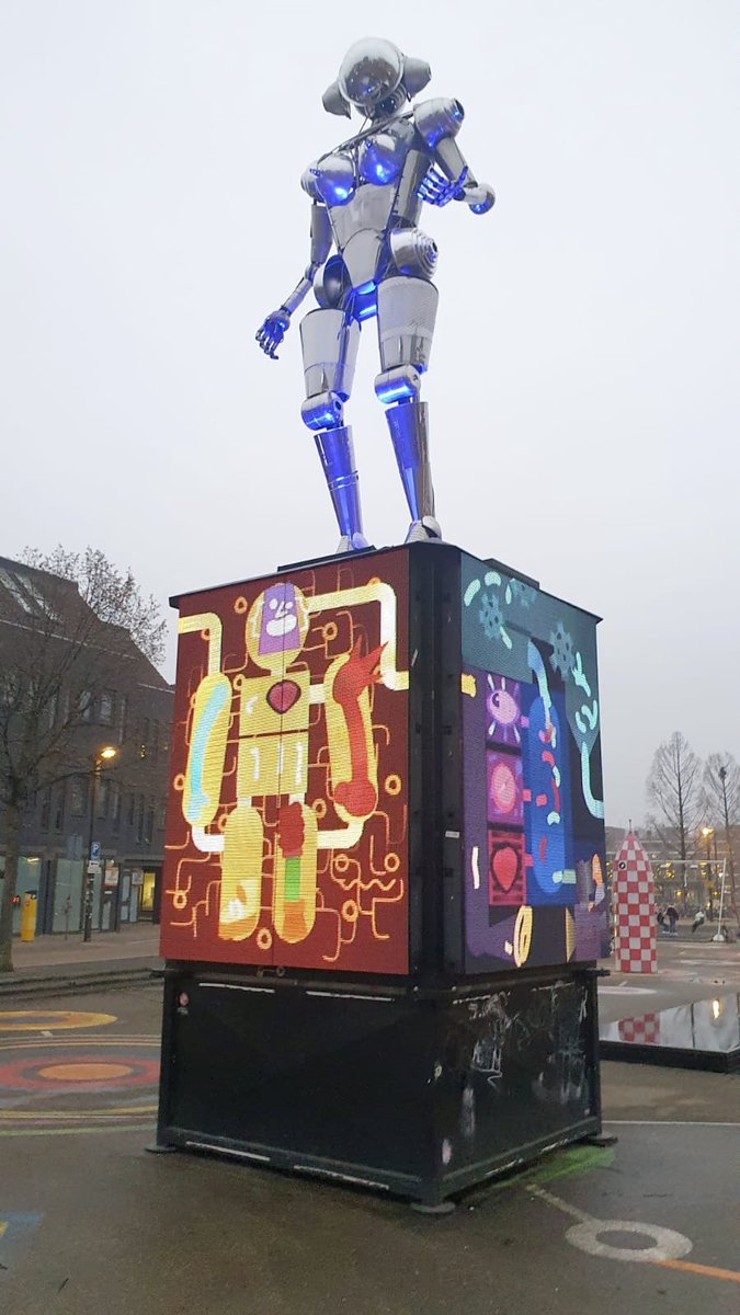 Check out my latest project METAFORM
A series of 4 animations made for an LED-CUBE 
(Displayed in Enschede)

///

METAFORM is about a machine that creates a 'Metaform' of its users. Each animation highlights a different part of the process, a process that loops around.

(Thread)