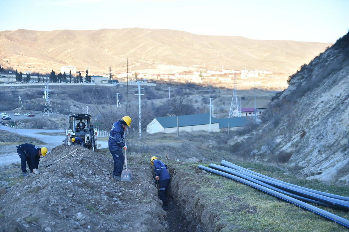 isst_gov_az's tweet photo. İşğaldan azad olunmuş Suqovuşan qəsəbəsi və Talış kəndinin içməli su təchizatı bərpa edilir
https://t.co/d0nFQA8AcH https://t.co/xEdaJ1Ftwa