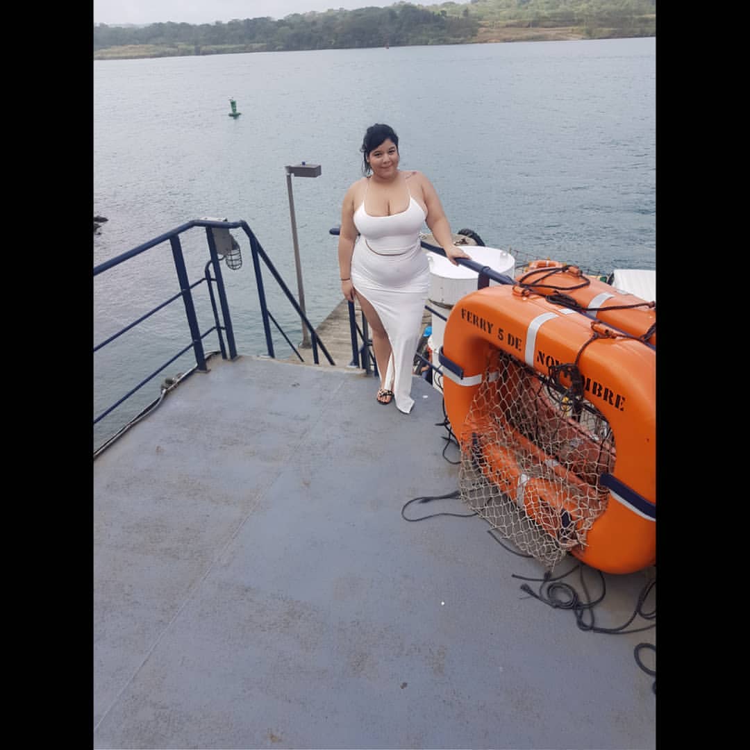 addiction_bbw's tweet photo. Hermosa bebé 😍 https://t.co/7Nhp9iK8uH