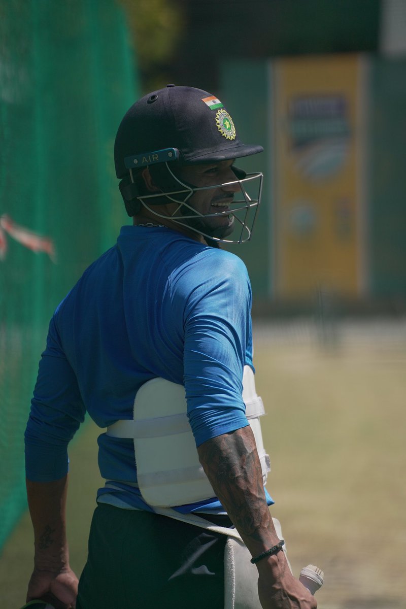 SDhawan25's tweet photo. Jo hai tera, tujhe mil jaayega kisi bahaane se ♥️🤗 Keep working hard 💪 https://t.co/nFDoXCOqah