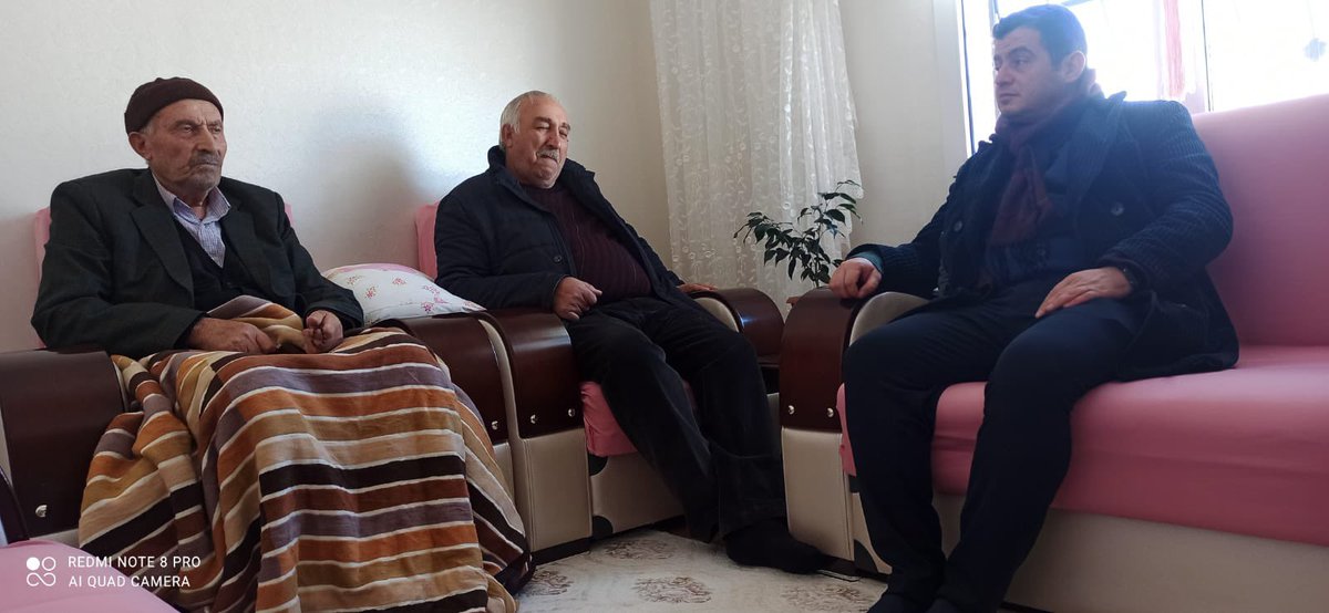 vanaktusba's tweet photo. İlçe Başkanımız Mehmet Nuri Başdinç, Topraktaş mahallesinde ikamet eden yaşlı ve hastalarımızdan olan  İslam Mermit’i ziyaret etti.
Toplumumuzun manevi değerlerini hatırlamak boynumuzun borcudur.

@MnuriBasdinc @AK_PartiVan @K_Turkmenoglu_V @sinbasak @Akparti @RTErdogan https://t.co/97QfErvVsB