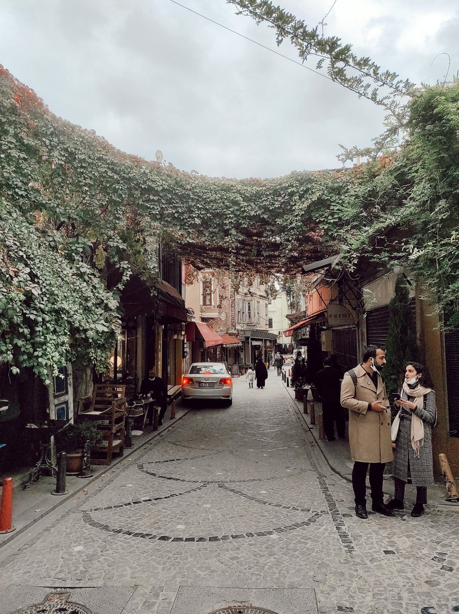 Bu fotoğrafı sahiplerine keşke verseydim...