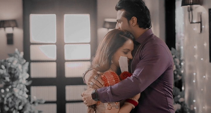 SlayQueenyy's tweet photo. Stop!! You two, I am gonna cry ππ
#TeraMeraSaathRahe #Gosham #GiaManek #NazimKhilji https://t.co/oX6HC4GyNj