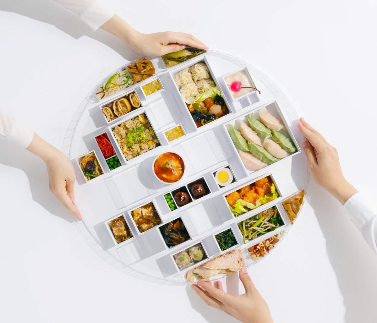 えいみ い tweet media