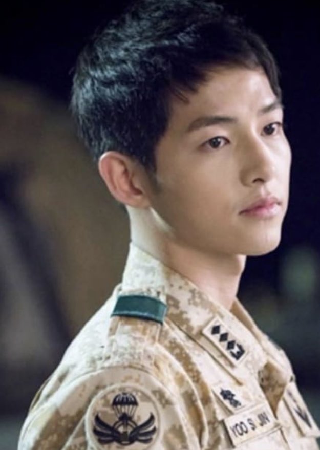 beezzz_c's tweet photo. Song Joong Ki - 
Charming and Adorable https://t.co/fiRNS0QI99