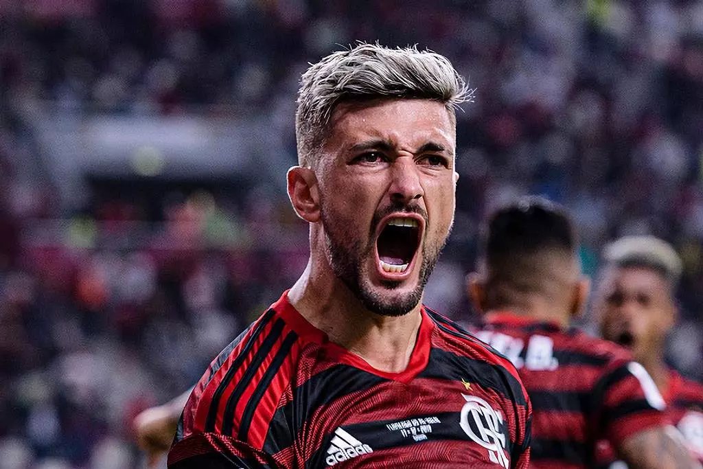 joaodoresenha's tweet photo. Flamengo fecha compra de percentual e acerta a renovação de Arrascaeta https://t.co/r4bT7uHGuB https://t.co/2Xcl4vkzwJ