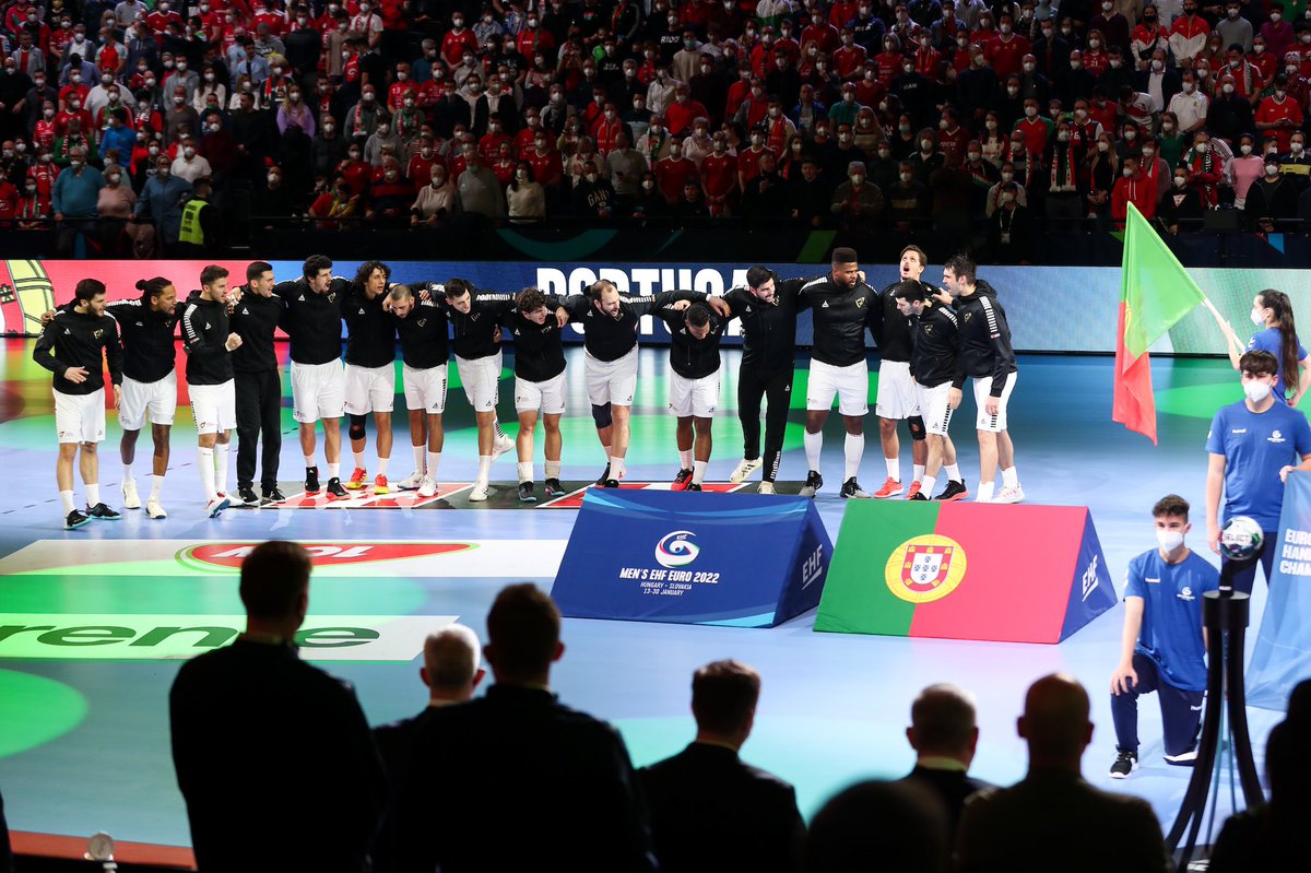 AndebolPortugal's tweet photo. ๐ธ ๐ฟ๐ช๐๐ก๐ค ๐๐ ๐ฉ๐๐ฉ๐ฬ๐จ ๐ฃ๐ค @EHFEURO ๐
#letsgovamos #jogossantacasa #lidlportugal #mader #workasapro #aguamonchique #W1TTY #W1TTYapp #W1TTYbonus #4moove #deltacafes #watchgamesseemore #ehfeuro2022 https://t.co/76JAaZbU3c