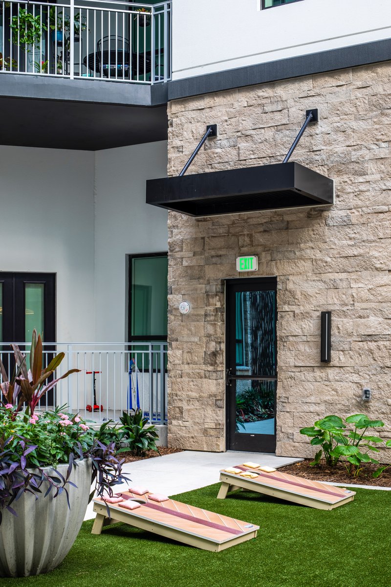 SundanceArch's tweet photo. Metal awnings are aesthetically appealing, economical aluminum products that add form to the exterior of any building. Here at Sundance we can customize any metal canopy with various fascia, soffit, arm and plate options as well as many different color choices! 

#metalcanopies https://t.co/zd3G2EdfGZ