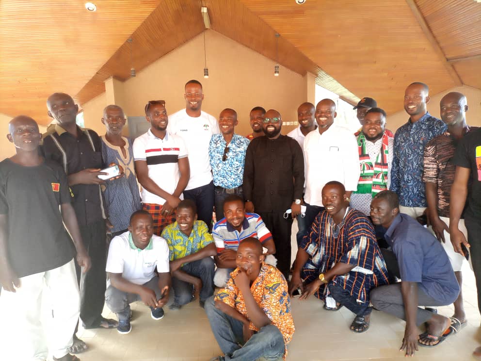 Newsafrika2017's tweet photo. NDC Deputy General Secretary Empowers Youth For 2024 Elections' Victory - News Afrika Online https://t.co/aLO93pLibc https://t.co/QuzgMhyRAH