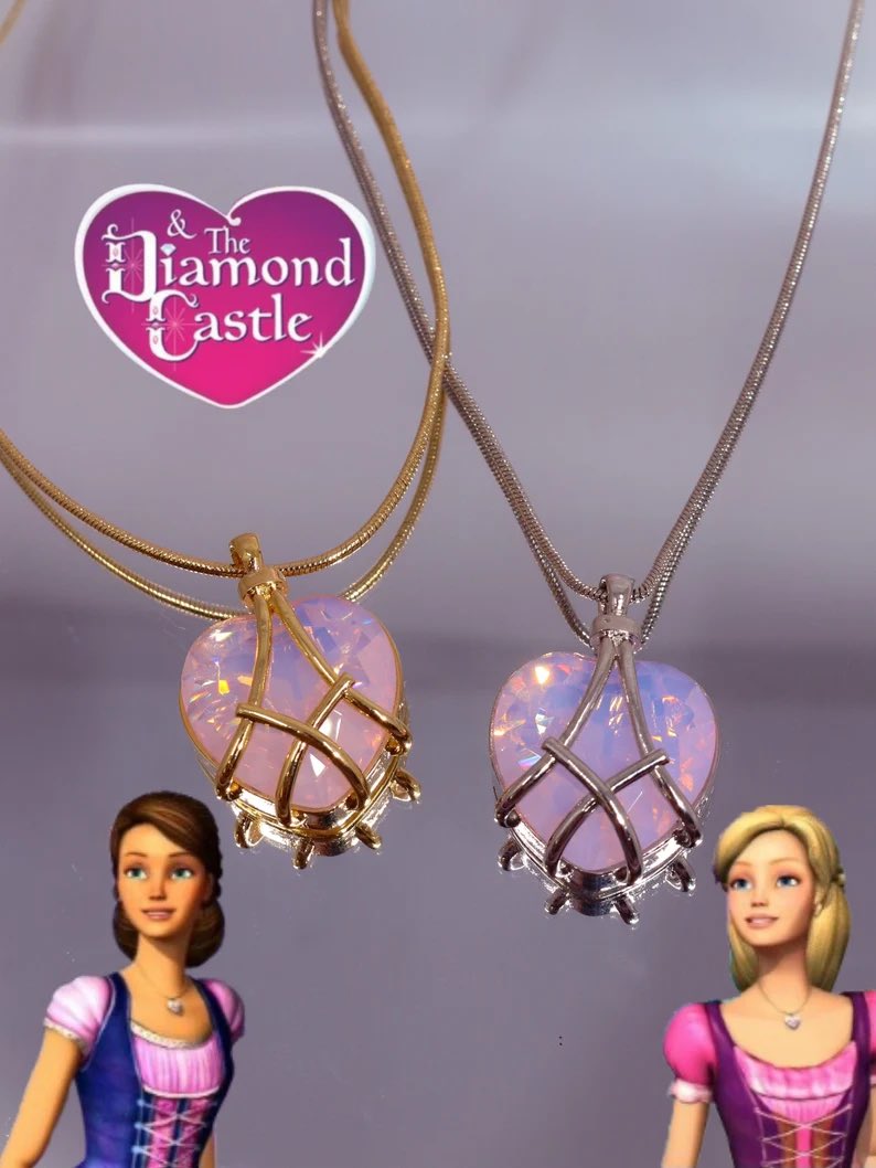 เธรดเปิดพรี barbie necklace สานฝันการเป็นเจ้าญิ๋งในวัยเด่ก👀
