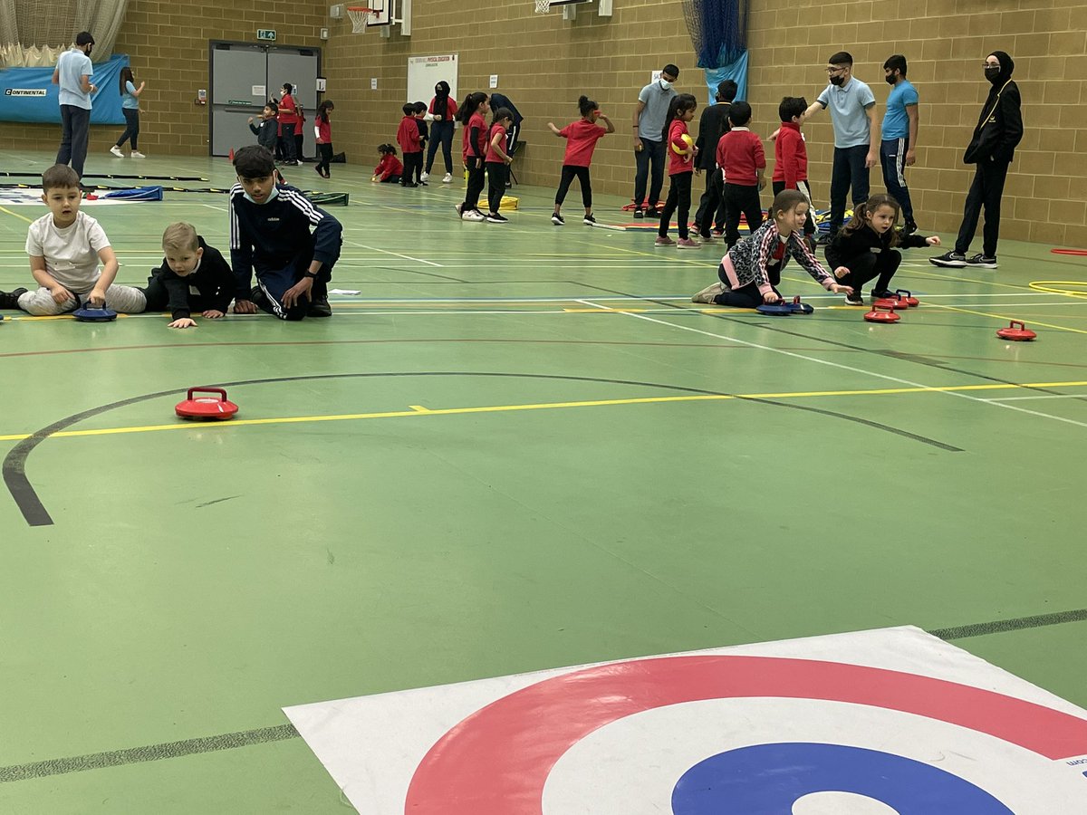 HumboSport's tweet photo. Year 1 enjoying their first sports festival @CHCC_PEandSS #Cricket #SAQ #TargetThrow #NewAgeKurling https://t.co/6o6FrJ6zDY
