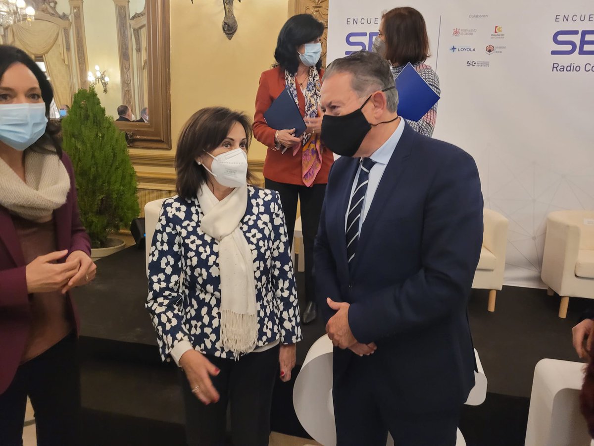 aytolinares's tweet photo. ✅Defensa confirma el papel fundamental de Linares en la Base Logística de Córdoba.

"Por experiencia y comunicaciones, Linares está llamada a desempeñar un papel muy importante en apoyo a la base”, ha dicho el Jefe de Estado Mayor del Ejército de Tierra.

https://t.co/ghHhUdQ9Vf https://t.co/GQQzPZ5c1q
