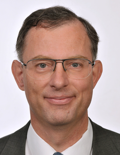 EW_Redaktion's tweet photo. Gemeinsam mit Adalbert M. Neumann, Klaus Jung und Hans-Joachim Langels hat unsere Schwesterzeitschrift #BusSysteme ein Interview zu den Themen #Nachhaltigkeit + #Energiemanagement im Gebäudesektor geführt. 
Mit dem Code „756632“ digital kostenfrei lesen: https://t.co/YSg8IBTaw1 https://t.co/Ak0FsUzdq9
