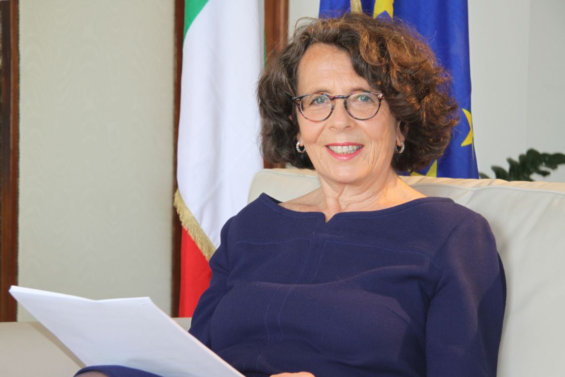 Visita della VM <a href="/MarinaSereni/">Marina Sereni</a> a Cuba: un'occasione per rafforzare le relazioni politiche e di cooperazione tra #Cuba 🇨🇺e l'#Italia 🇮🇹

<a href="/ItalyMFA/">Farnesina 🇮🇹</a> <a href="/CubaMINREX/">Cancillería de Cuba</a> <a href="/EmbaCubaItalia/">EmbaCubaItalia</a>