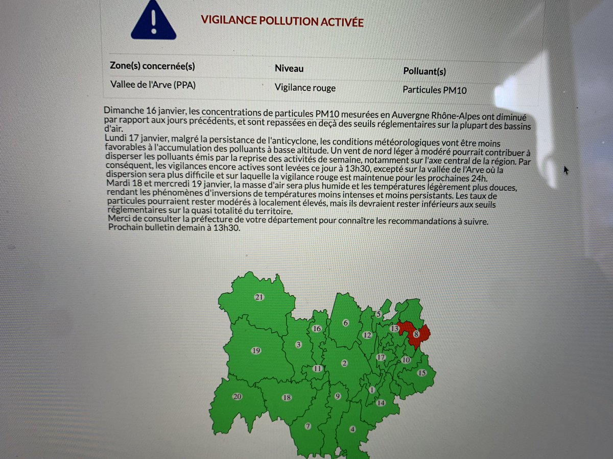 groquik56's tweet image. « La folie c’est de faire toujours la même chose et s’attendre à un résultat différent ». Autrement dit, on ne règle pas les problèmes avec ceux qui les ont créés (ou qui ont laissé faire). @Inspire__74 @Prefet74 #ppa2 #valleedelamort #montblanc #arve #chamonix #sallanches #passy