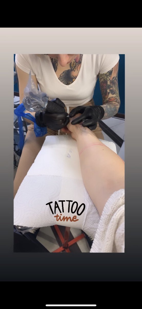 WalliVill's tweet photo. Наконец-то🤤ещё чуть-чуть и забью полностью рукав https://t.co/9vYVlGbxc2