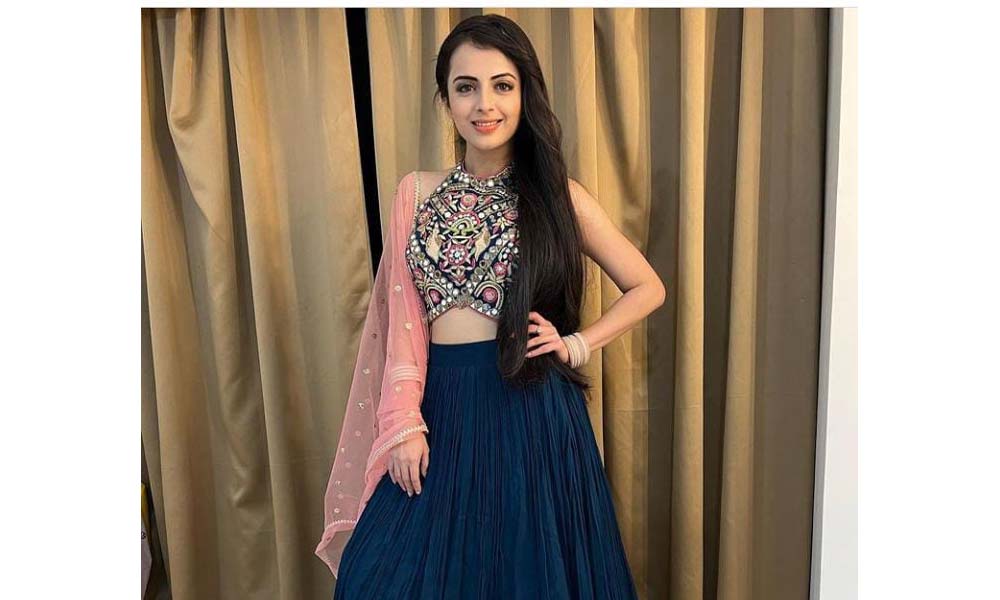 Absolute India News (@absoluteindnews) on Twitter photo Shrenu Parikh takes the mic as a journalist in upcoming web series 'Damaged 3'
absoluteindianews.com/entertainment/β¦
<a href="/shrenuparikh11/">shrenu parikh</a> #Damaged3 #OTT #AamnaSharif Shrenu Parikh takes the mic as a journalist in upcoming web series 'Damaged 3'
absoluteindianews.com/entertainment/β¦
<a href="/shrenuparikh11/">shrenu parikh</a> #Damaged3 #OTT #AamnaSharif