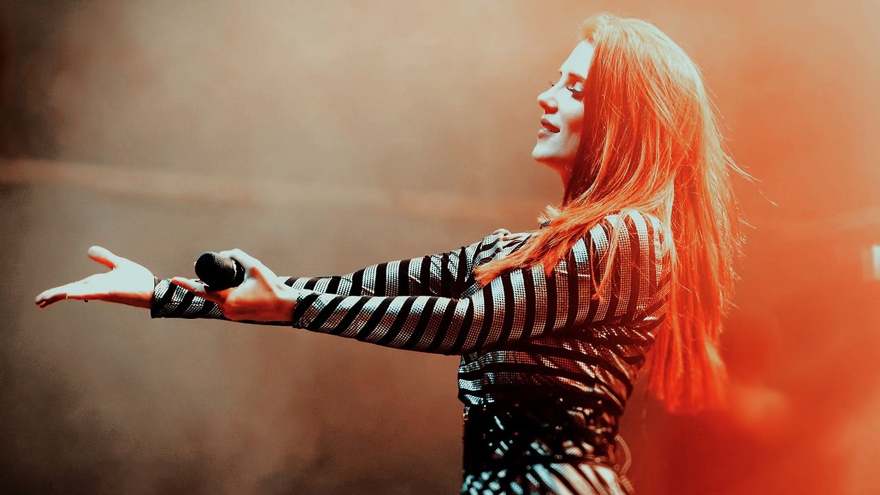 Join us in wishing a Happy Birthday to Simone Simons of    