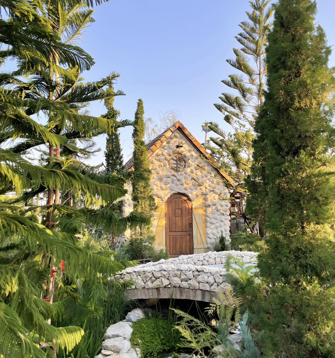 “Ternajachob” คาเฟ่เปิดใหม่ย่านพัฒนาการ เหมือนยกเขาใหญ่มาไว้ที่กรุงเทพ แสงเย็นสวยมากๆ มีครบทั้งอาหาร ขนม เครื่องดื่ม #cafeteller #aroii #รีวิวคาเฟ่ <a href="/CAFETELLER/">cafeteller • คาเฟ่ดีเราบอกต่อ</a>