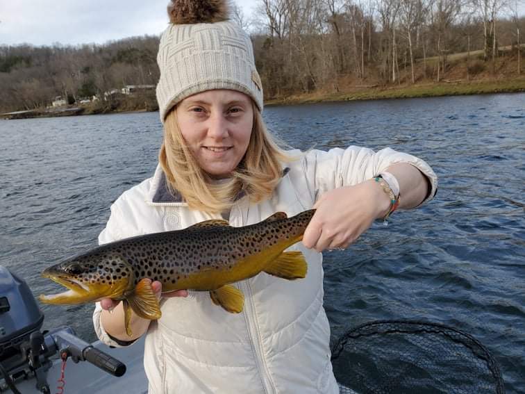 Fin_Chaser's tweet photo. @ontheflywithkarenlynn hoisting a good one from a couple days ago!
.
.
.
.
.
.
.
.
.
.
.
https://t.co/bOVU1jJI6s
.
#flyfishing #photography #fish #trout #troutbum #fishingtrip #flyfishingphotography #flyfisharkansas #arkansas #ozarks #whiteriver #whiteriverarkansas #onthefly https://t.co/1SQn9zyzuk