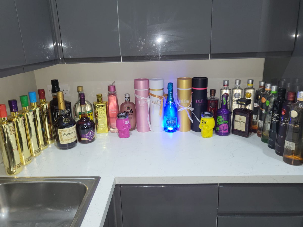 MusicsFuture tweet media