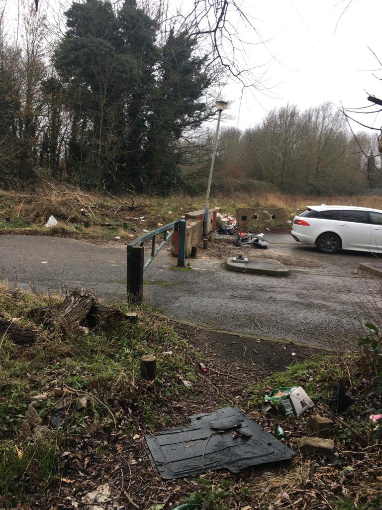 RICHARD GRIFFITHS (@Griffo2018) on Twitter photo 2022-01-17 19:32:05 Around Hanworth Air Park today. Not a great start to 2022. Increase of fly tipping at the normal hot spots. 1/ outside the DPD area ( council land) 2/park Carpark of Hounslow road , 3/ benches around the park. Trying to report them but being passed from post to post. @bishnug58 Around Hanworth Air Park today. Not a great start to 2022. Increase of fly tipping at the normal hot spots. 1/ outside the DPD area ( council land) 2/park Carpark of Hounslow road , 3/ benches around the park. Trying to report them but being passed from post to post. @bishnug58