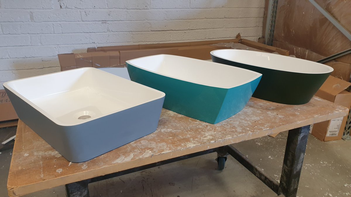 AdamsezBaths's tweet photo. No such thing as #BlueMonday at Adamsez HQ, just beautiful blue baths and basins to admire π
#AllTheBlues #BlueBaths #BlueBasins #AdColour #Adamsez https://t.co/o5XPj3TlxP