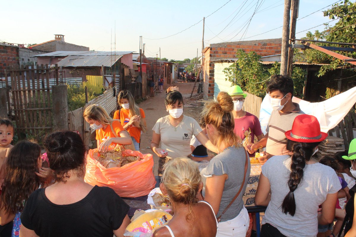 juvensurpy's tweet photo. Desde JuvenSur cada año realizamos el festejo por el #DIADEREYES para los niños y niñas de nuestro querido #BañadoSur.
Este año como es de costumbre vamos rotando las comunidades para llegar a la mayor calidad de niños y niñas. https://t.co/bX1Nm40ePp