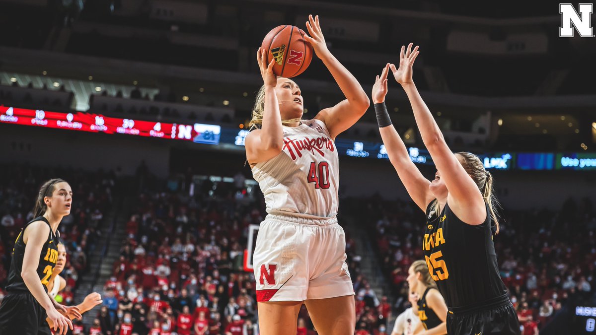 HuskerWBB's tweet photo. GO OFF @lexannmakowski. 🥵

🔥 4x B1G Freshman of the Week.
🔥 Third-most three's made in a single game by a Husker freshman.
🔥 Avg. 22.0 PTS, 5.5 RB, 2.5 steals last week. https://t.co/I2jjNYagpl
