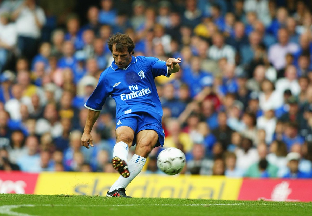 Most direct free-kicks ever scored in #PL history:

18 - David Beckham
12 - <a href="/Prowsey16/">James Ward-Prowse</a> 
12 - Thierry Henry
12 - Gianfranco Zola