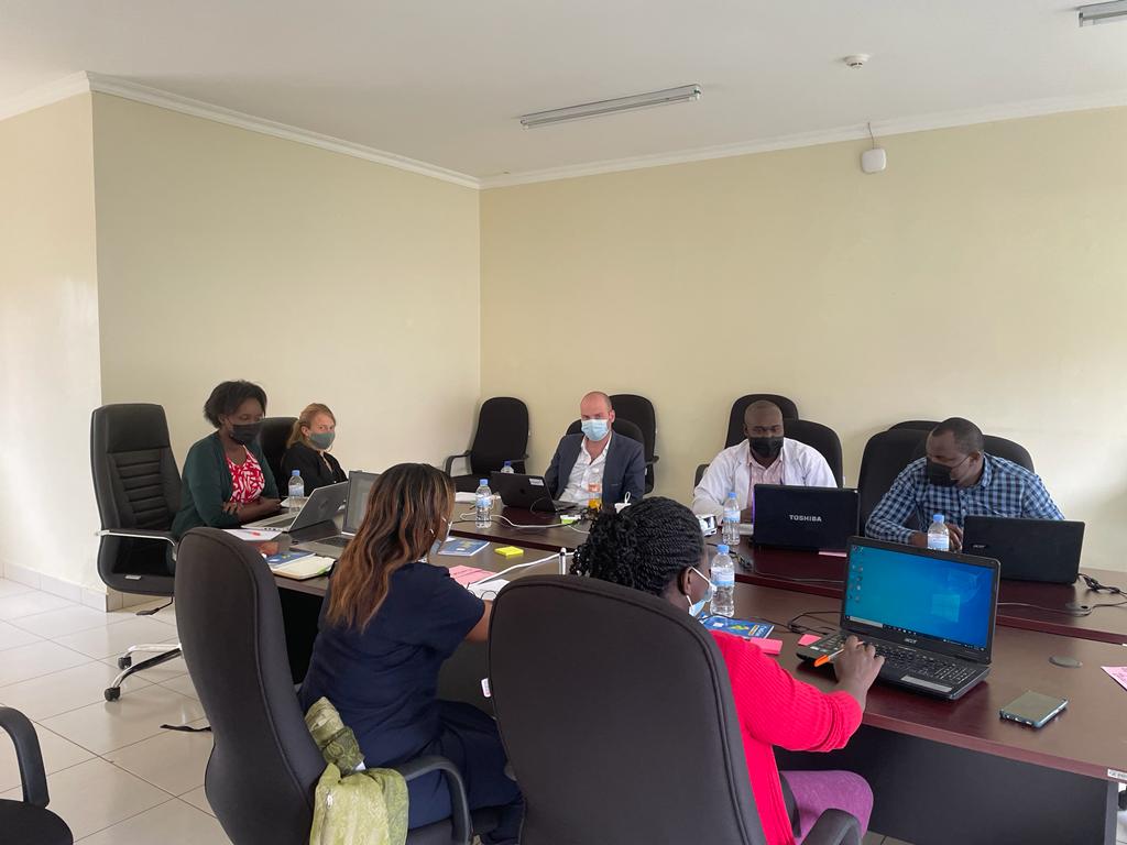 Kigali_College's tweet photo. Today,IPRC-Kigali conducted 4days workshop on mining digital content development @RSchoolOfMining in partnership with @EnabelinRwanda and @RwandaPolytec. The objective of the workshop is to equip @RSchoolOfMining Lecturers with digital skills and online learning. @Rwanda_Edu https://t.co/nzDWKFlW9M