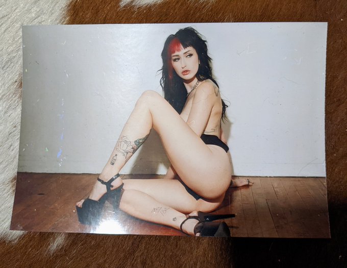 Here's some untouched shots that'll be up on OF in the next few days! Prints will also be available.