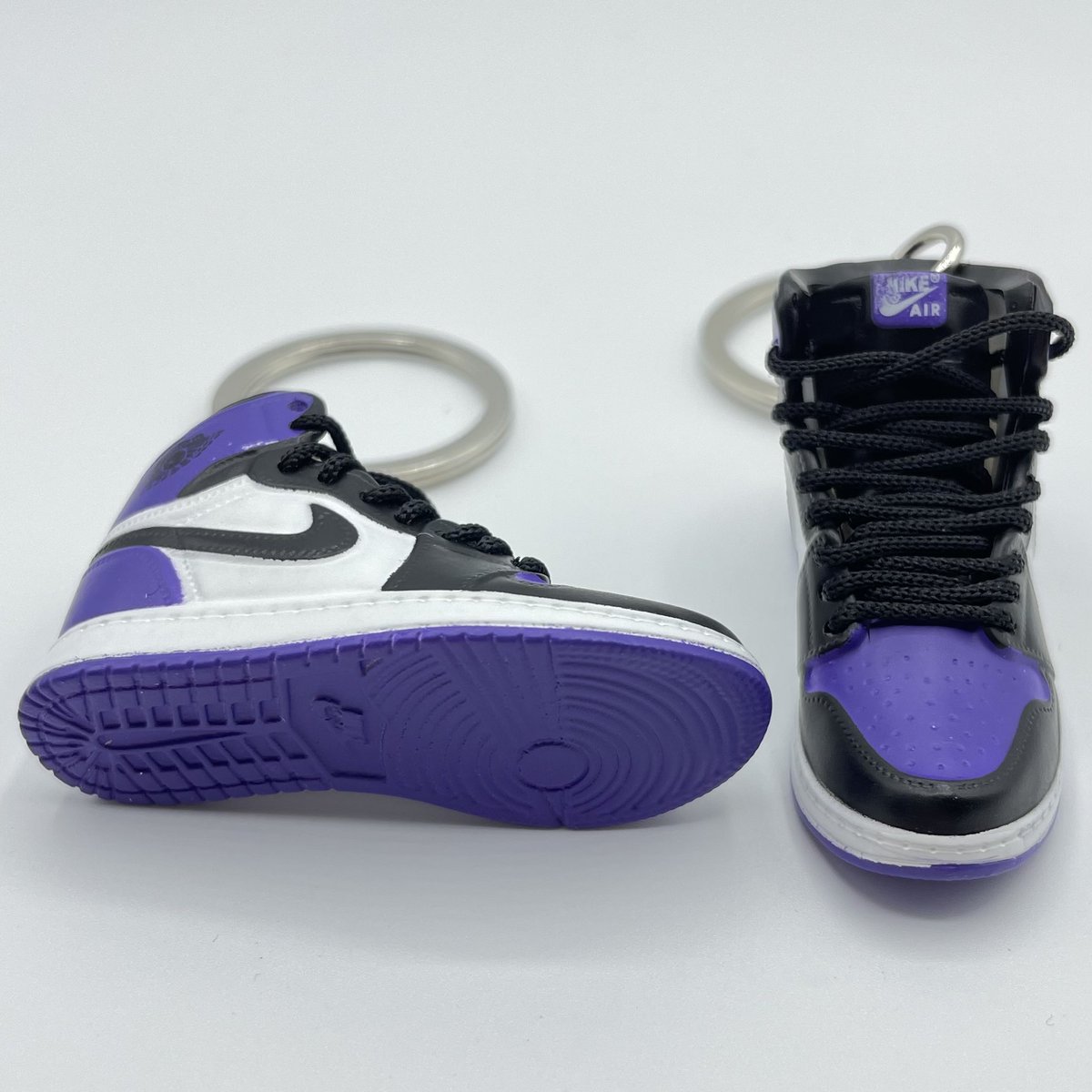 Air Jordan 1 - “Court Purple” #sneakerkeychain mvdeshop.com