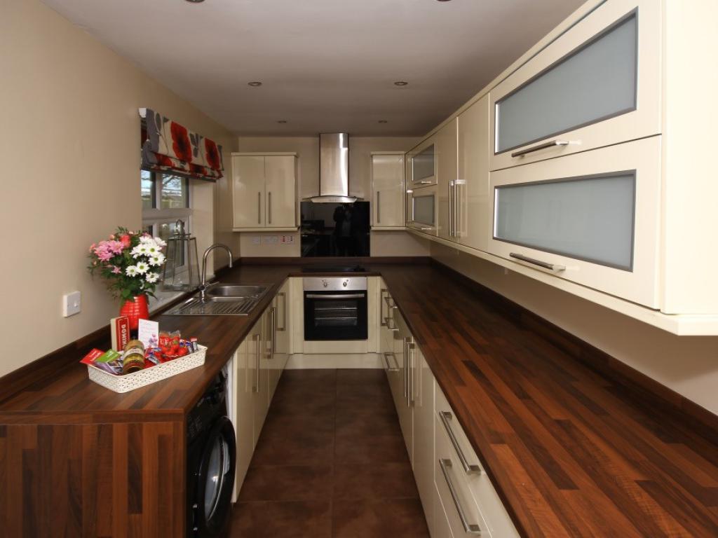 TheHolidayCots's tweet photo. The whole family will love a stay at Colliery Cottage close to Durham city. This is an excellent base for exploring the nearby cities of Sunderland and Newcastle.
🛌Sleeps 1-4
https://t.co/R9ZNERHOfR
#CornsayColliery #Durham #SelfCatering #Sunderland #Newcastle #FamilyFriendly https://t.co/qVy0hiv9lG