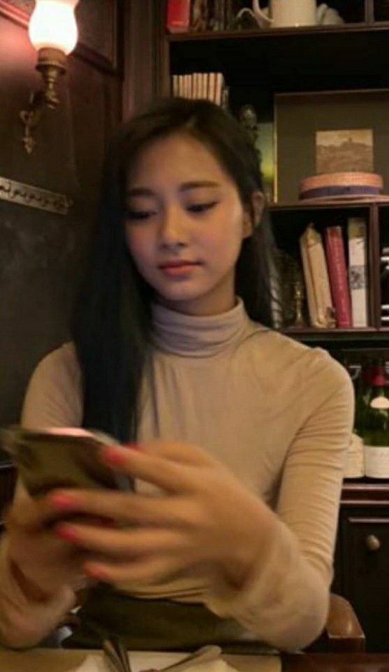 wntrmsc's tweet photo. HIRAYA

- a #TwiceTeen filo au wherein Miguel, one of the school's ace in basketball, accidentally hit Zoella, who was running late for her training in cheerleading. https://t.co/hDVhEkiGKV