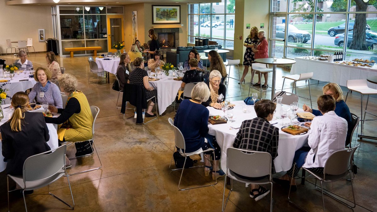 AugustanaSD's tweet photo. A group of women are making a collaborative effort to celebrate women who will lead, serve, give, succeed and be bold.

The Women in Philanthropy initiative encourages Women Who Will (W3) to connect with one another and support student scholarships.

📰: https://t.co/qTuMnwOfLY https://t.co/HV6yOMxEY5